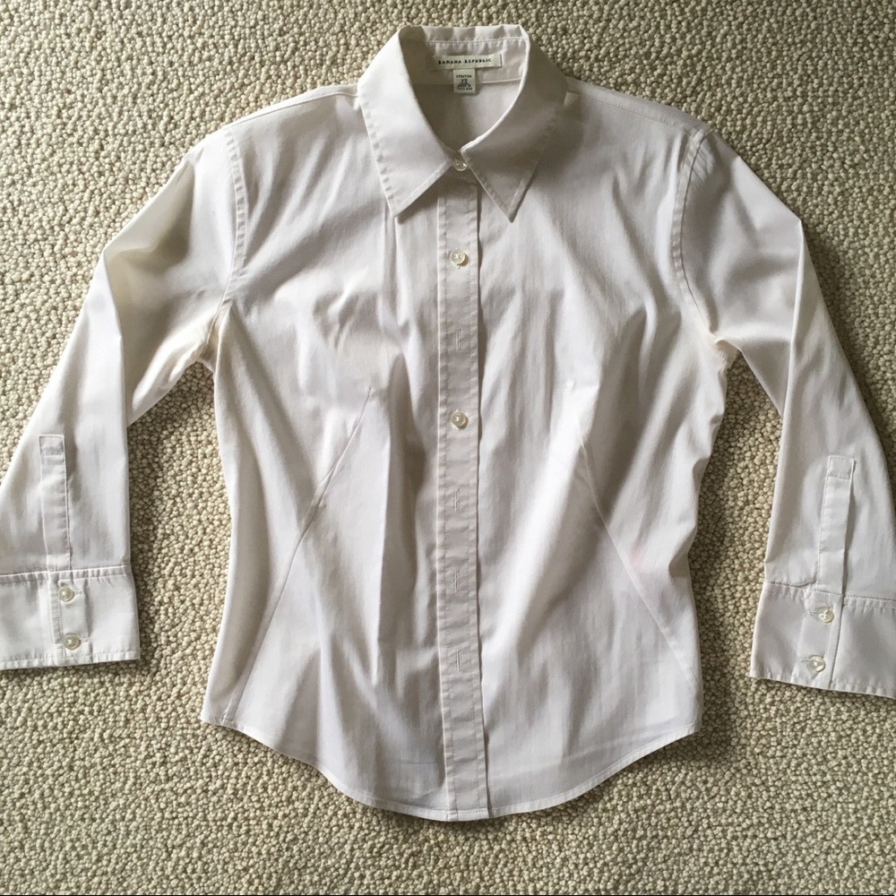 Banana Republic women’s button up dress shirt
